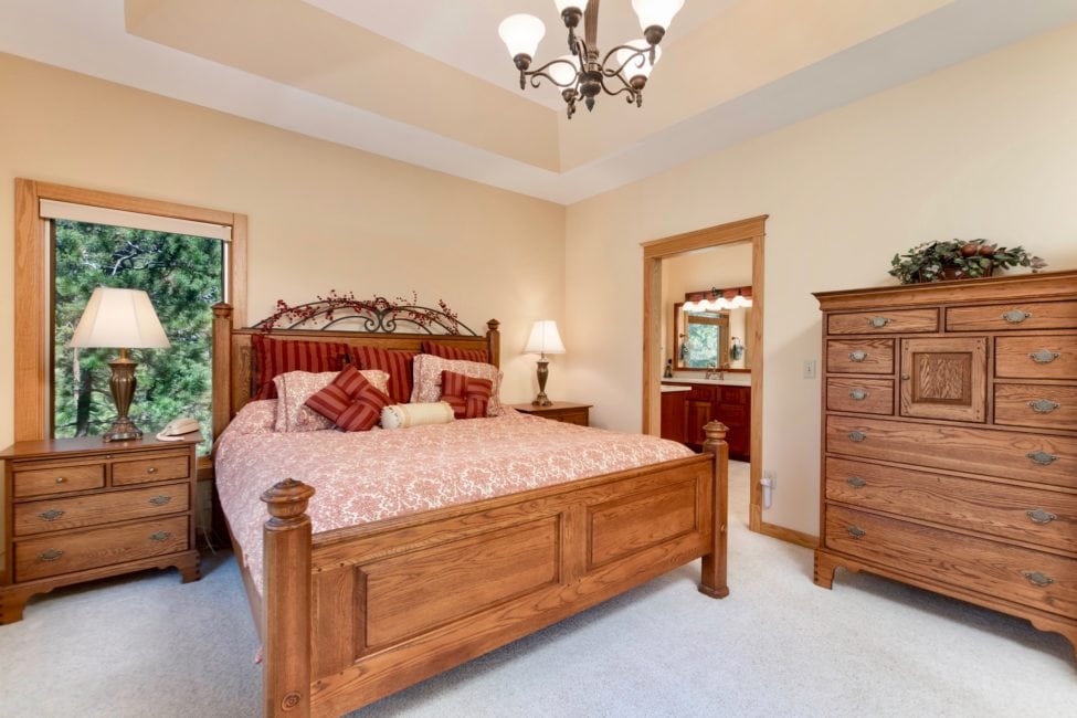 Eaglecliff Cr Master Bedroom - Windcliff Estes Park Real Estate